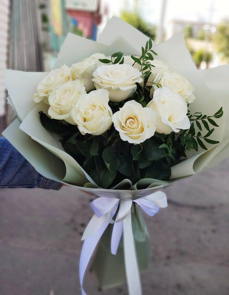 Букет Белые розы Проуд в Мокшане