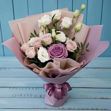 Букет цветов из:  Розы и Лизиантусы в Мокшане