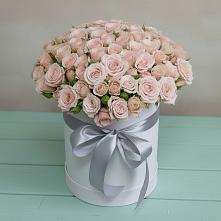 Цветочная композиция из Розы в шляпной коробке в Мокшане