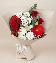 Букет цветов из:  Розы, Хризантемы, Герберы и Лилии в Мокшане