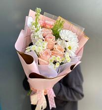 Букет цветов из:  Хризантемы и Розы в Мокшане