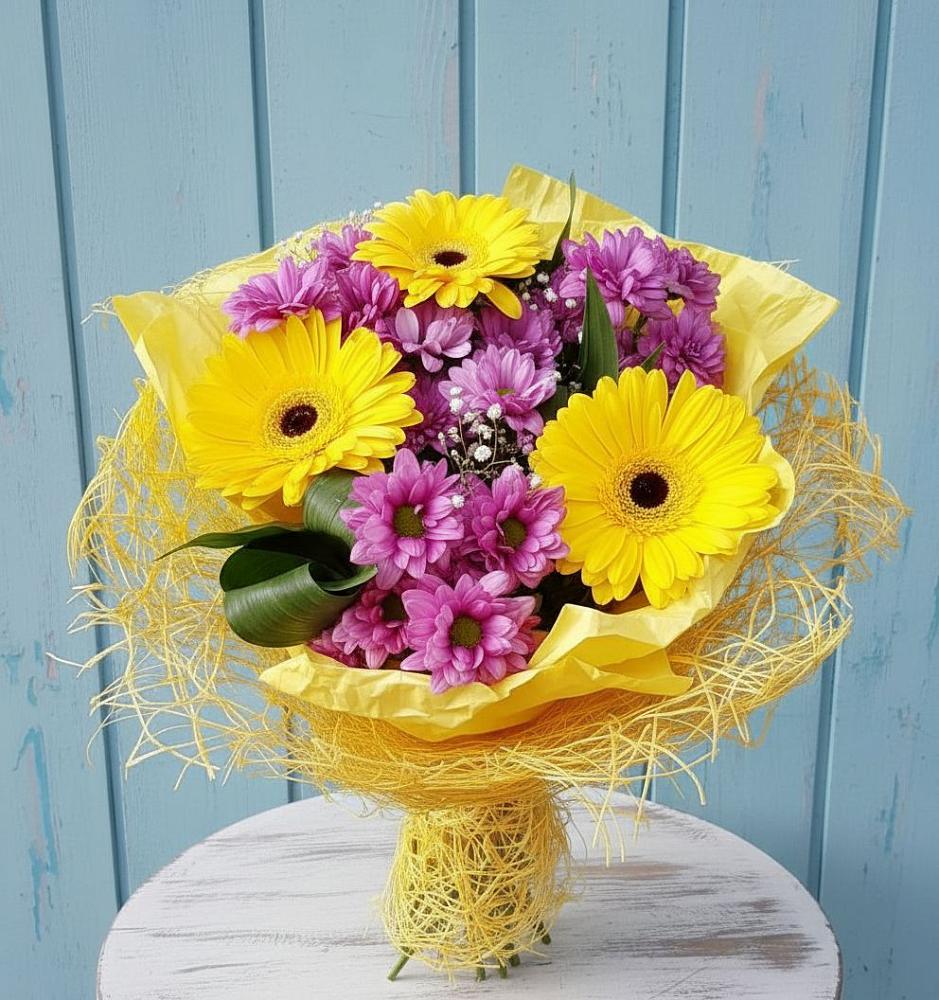 Букет цветов из: Хризантемы и Герберы в Мокшане