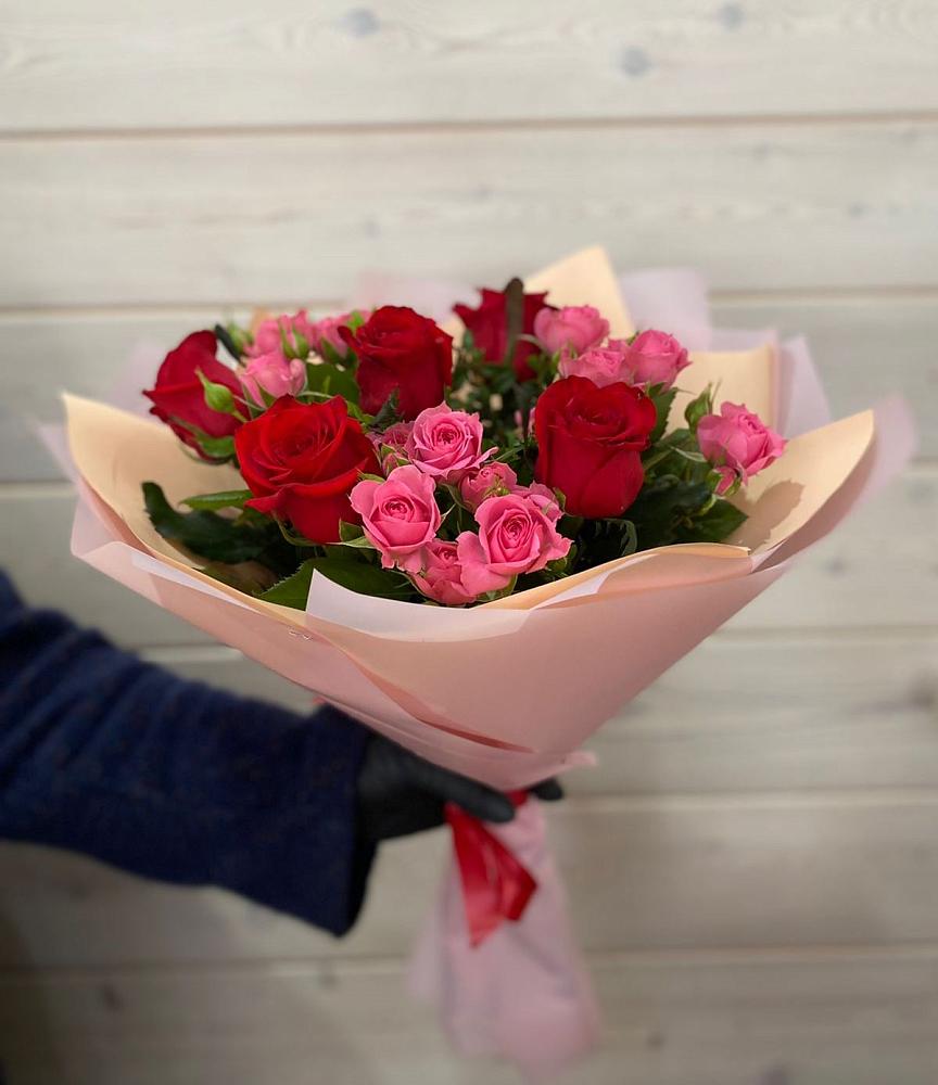 Букет цветов из: Розы в Мокшане