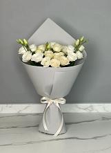 Букет цветов из:  Розы и Лизиантусы в Мокшане